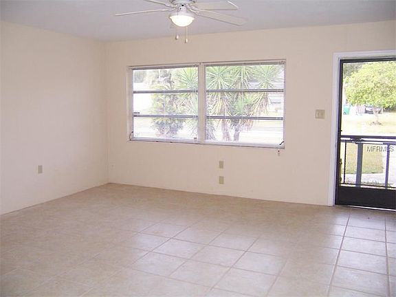 3rd image of 11486 116th Ave Unit B