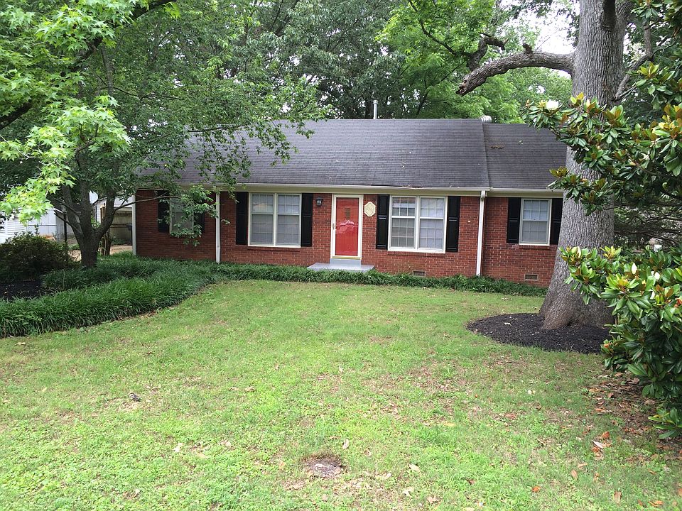1st image of 2751 Bragg Ln