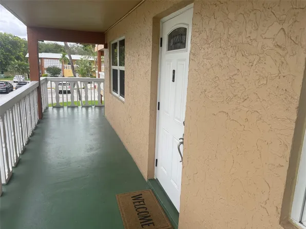 9818 Marina Boulevard #1220, Boca Raton, FL 33428