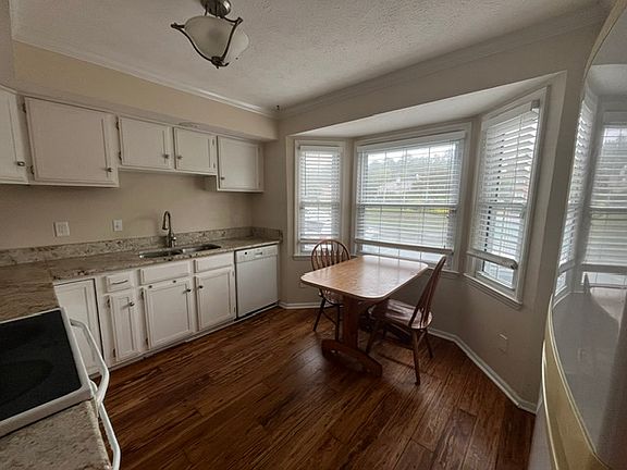 3rd image of 105 Burnt Bridge Way