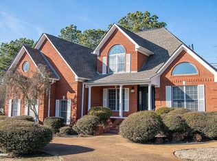 11 Wyndhurst Dr, Jackson, TN 38305