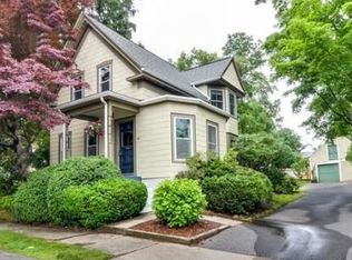19 Florence St, Natick, MA 01760