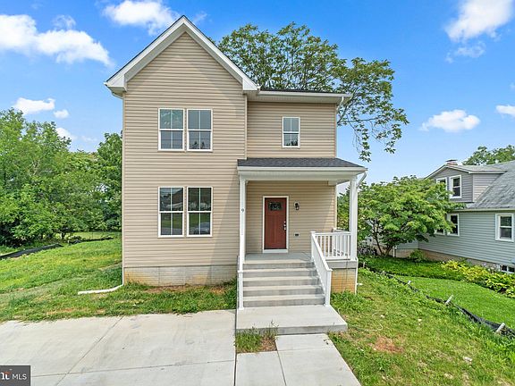 2nd image of 9 Bond Ave