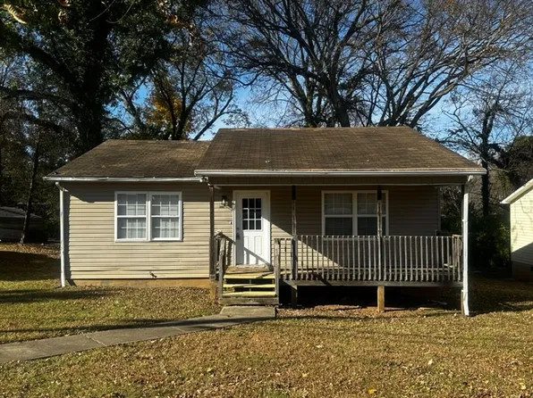 2607 Dallas Ave, High Point, NC 27265