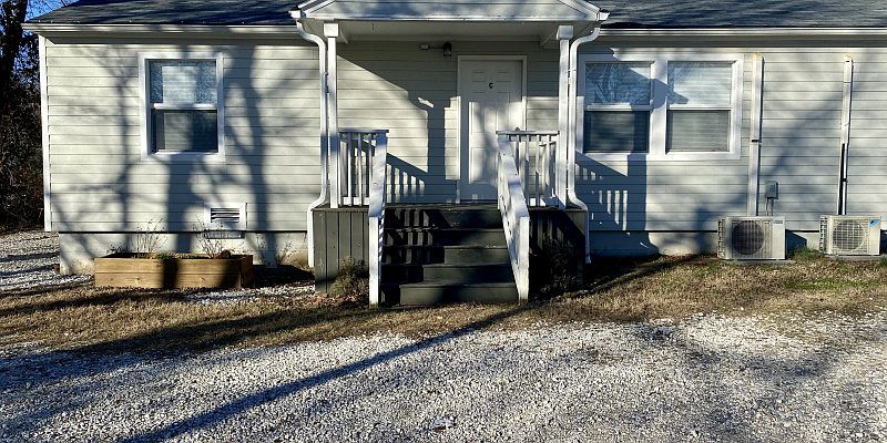 1st image of 413 S Hill Ave APT C