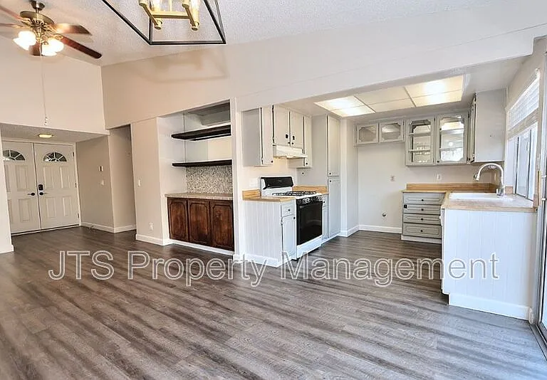 5748 Muldrow Rd — Photo 29
