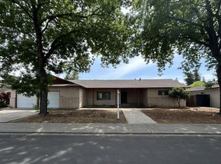 1008 Wellington Dr, Modesto, CA 95350