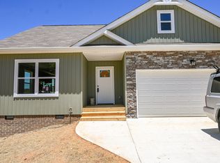 572 County Road 213, Athens, TN 37303