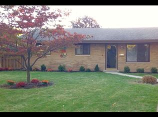 1737 Chantilly Dr, Maumee, OH 43537