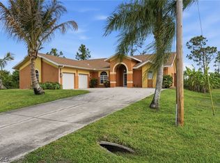 640 Clancy St E, Lehigh Acres, FL 33974