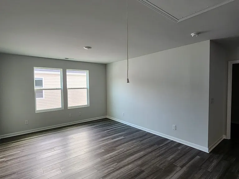 145 Jepson Way — Photo 7