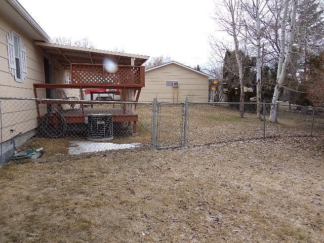 2nd image of 1710 Laurel St