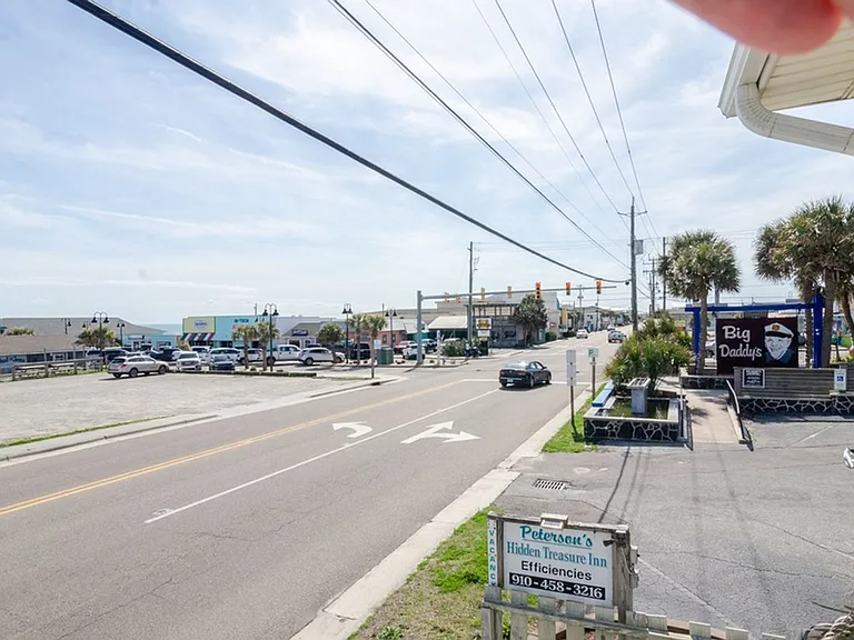 109 N Fort Fisher Blvd #A — Photo 21