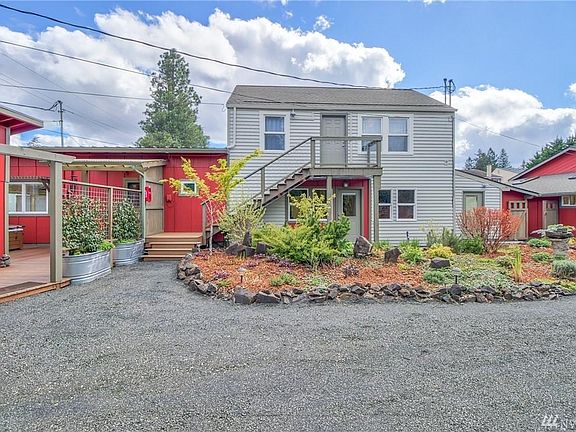 2nd image of 719 Division St NW #1