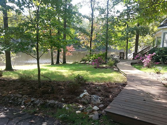 boardwalk, lots of azaleas