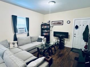 1757 W 38th St APT 1M, Chicago, IL 60609