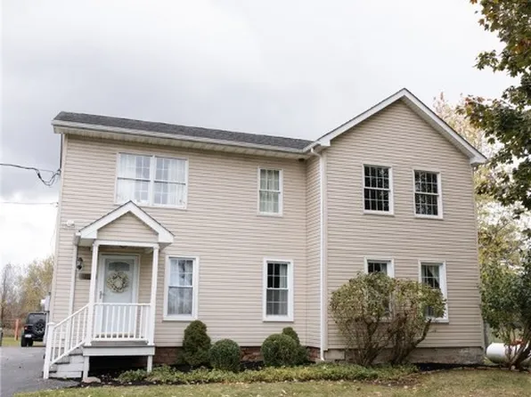 8484 Chestnut Ridge Rd, Gasport, NY 14067