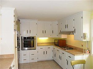 3rd image of 3017 Walbridge Dr