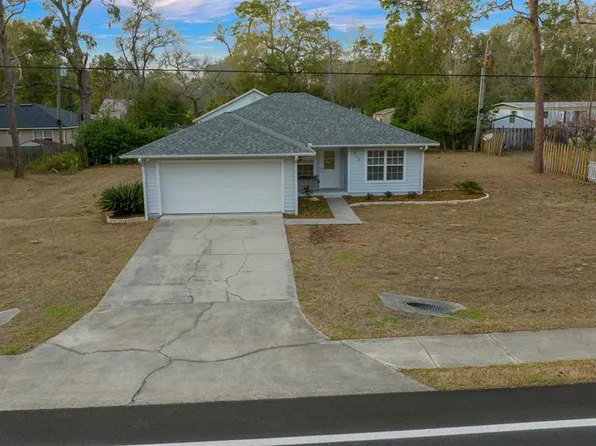 535 E Thrasher Dr, Bronson, FL 32621