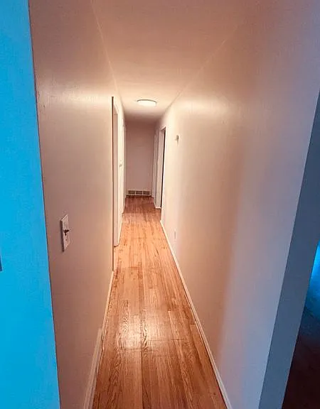 42 Young Ave — Photo 7