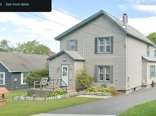 25 Yarmouth St, Pittsfield, MA 01201