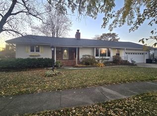 614 S Thomas St, Gilman, IL 60938