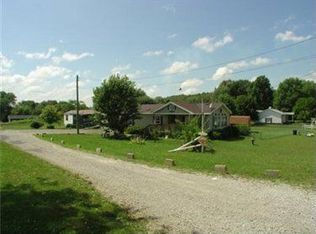 122 Commercial Ave, Masontown, PA