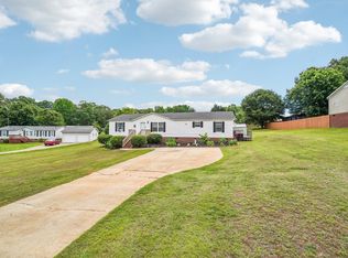 620 Courtland Way, Greer, SC 29651