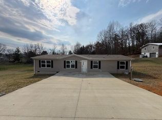 215 Westerly Dr, Mosheim, TN 37818