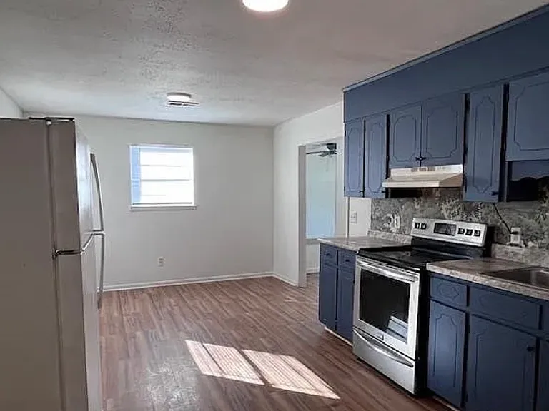 520 Brewer Dr — Photo 11