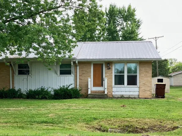 316 Hawthorne St, Alma, MI 48801