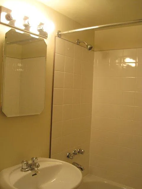 635 Watt — Photo 2