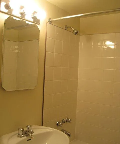 635 Watt St #5 — Photo 2