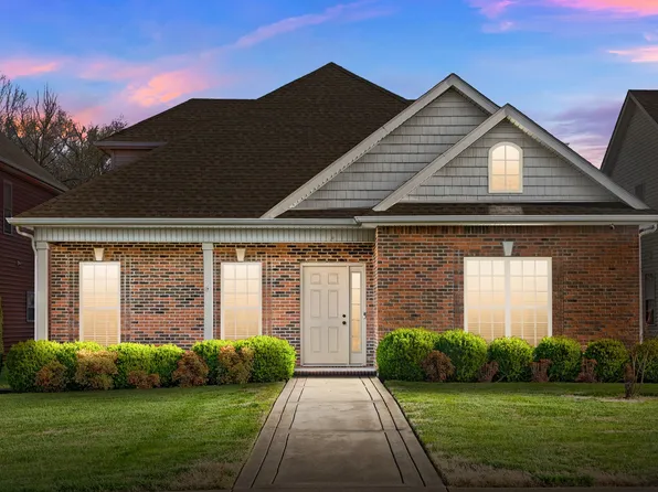 174 Whitman Aly, Clarksville, TN 37043
