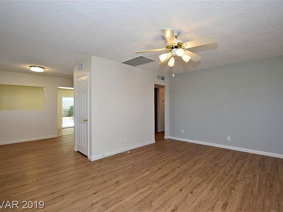 5th image of 1313 Fay Blvd