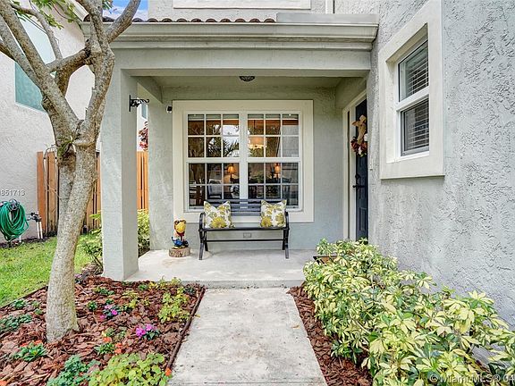 3rd image of 1174 NW 108th Ter