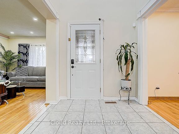 3rd image of 1114 Maple Gate Rd
