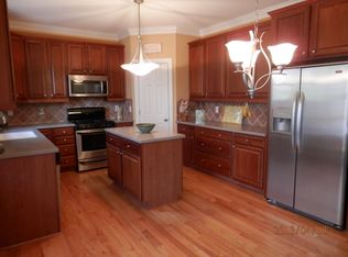 8708 Carradale Ct, Wake Forest, NC 27587