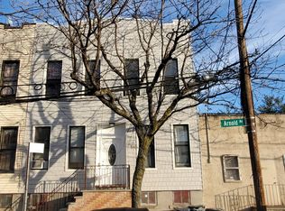 54-30 Arnold Ave, Maspeth, NY 11378