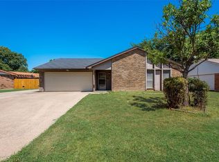 4501 Estes Park Rd, Haltom City, TX 76137
