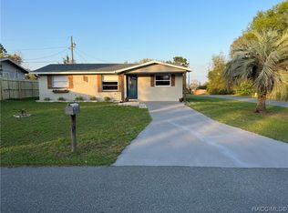 35 E Golden St, Beverly Hills, FL 34465