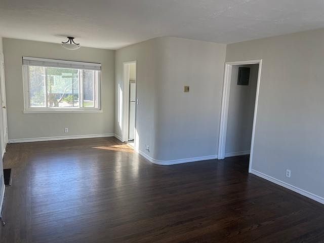 Large living room with good natural light