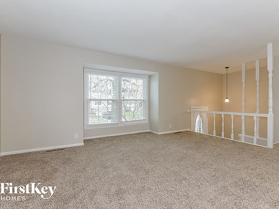 3rd image of 3810 NE Woods Ct