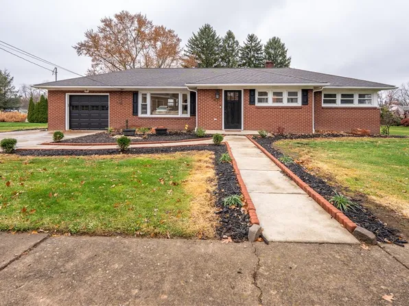 107 Horseshoe Dr, Latrobe, PA 15650