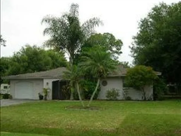 2131 Amanda Dr, Sarasota, FL 34232