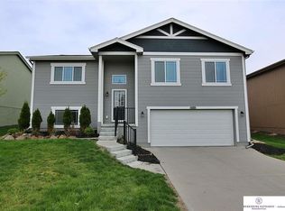 6125 S 189th St, Omaha, NE 68135