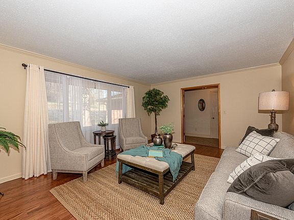 5th image of 1214 Boyd Ave