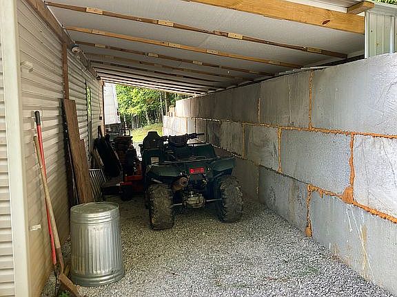 4th image of 1748 Ambrose Ln