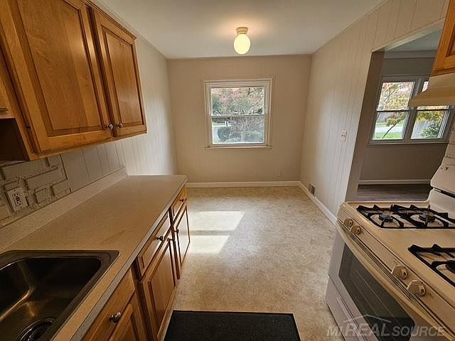 11497 Pinewood Dr, photo 4