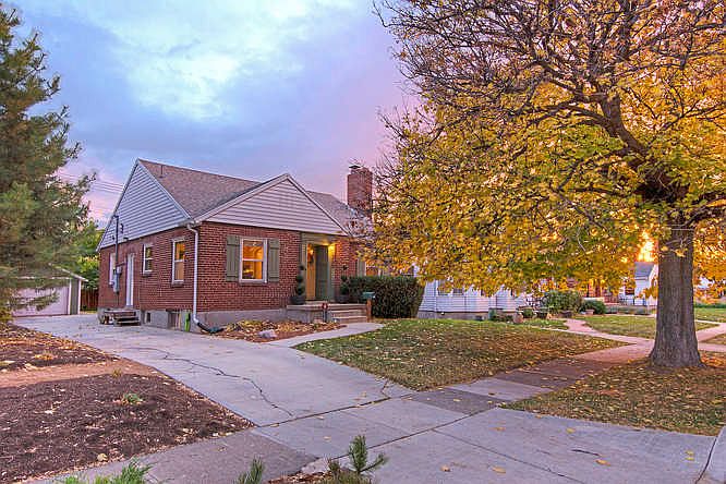 1st image of 742 E Bryan Ave